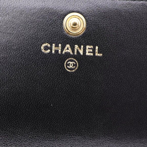 Chanel  Romance Quilted Lambskin Leather Clutch With Chain Black - Picture 13 of 13